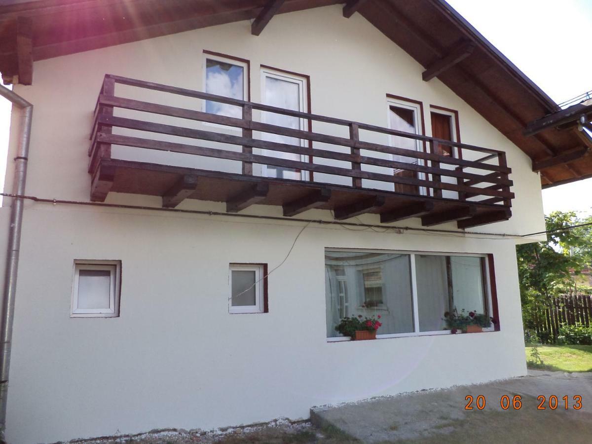 Casa Bella Villa Rîşnov Exteriör bild